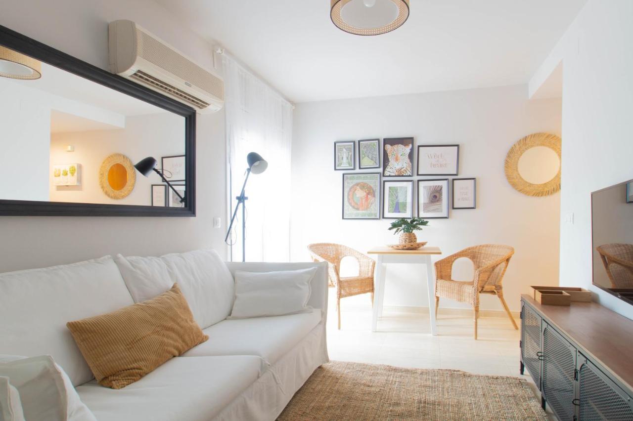 Budget Beach Studio 22 Сант-Антоні-ді-Калонже Екстер'єр фото